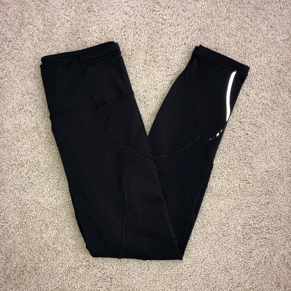 Lululemon Reflective Mesh Running Tights - Picture 9 of 9